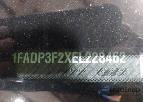 2014 Ford Focus Se z USA, uszkodzony, nr VIN 1FADP3F2XEL228462